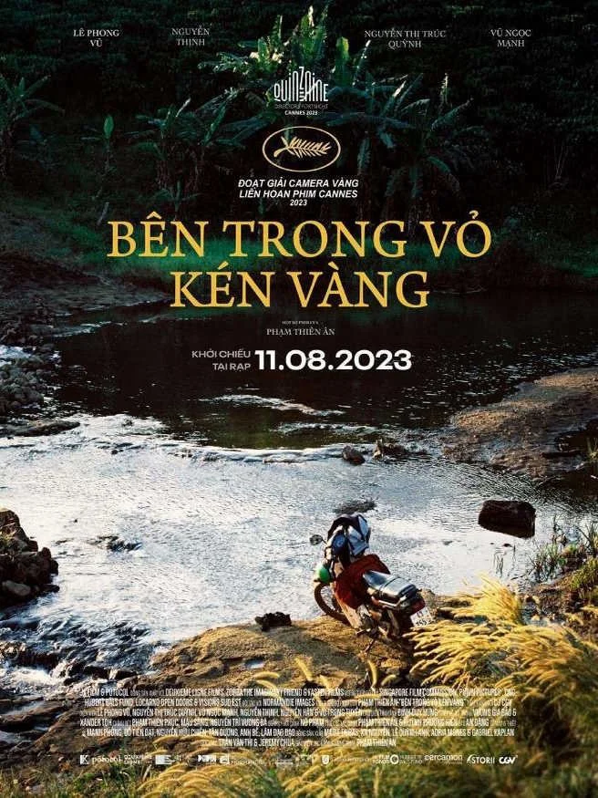 Phim Bên Trong Vỏ Kén Vàng